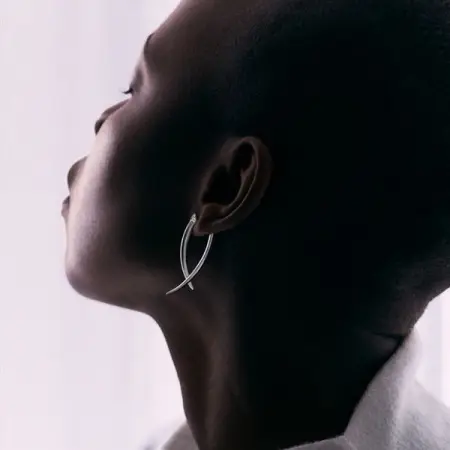 SHAUNLEANE.COM
Sabre Crossover Earrings
Shop Now
 