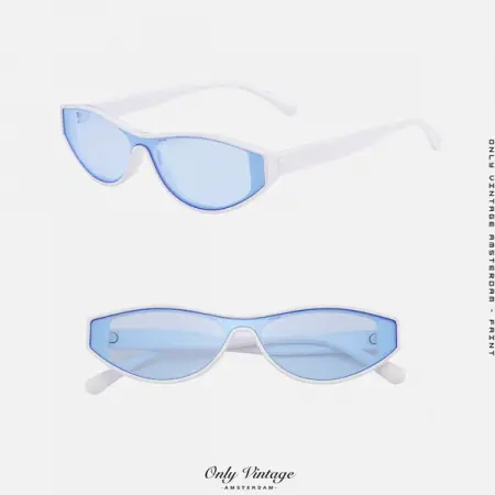 ONLY-VINTAGE.COM
Free Shipping - Faint
Discover more
Shop Now
Discover more