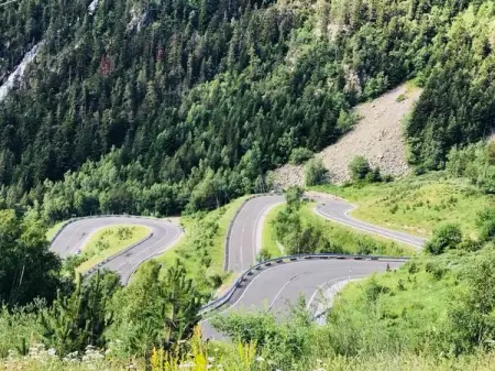 Empowering Women Through Motorcycling
Female Owned  Operated
Tours  Events  Networ