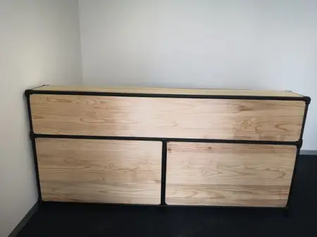 ALUMINIUMFLANGES.CO.ZA
Custom made L-shape reception desks for 2 custome