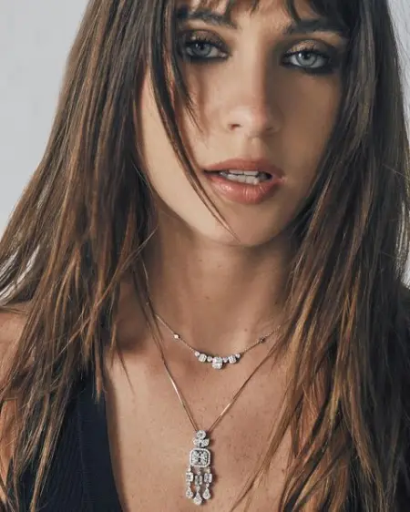 Come check our new collection of necklaces.

BotrosJewellery diamonds glam stones fulllook