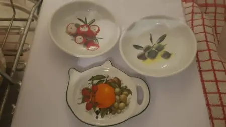 API.WHATSAPP.COM
Italian porcelain dishes x 3
Send WhatsApp Message
 