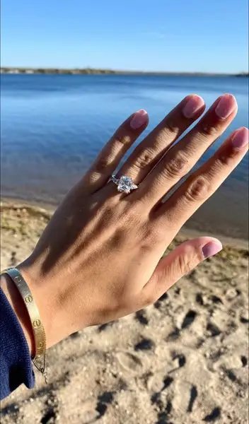 CULLENMOISSANITE.COM
Bree - Elongated Cushion Trilogy
Starting from 2,760
Shop Now
Startin