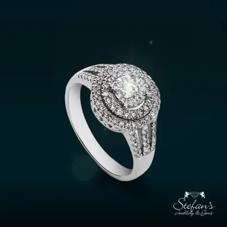 STEFANSJEWELLERY.COM
Halos Of Diamonds
Halo cluster ring encompassed by a 