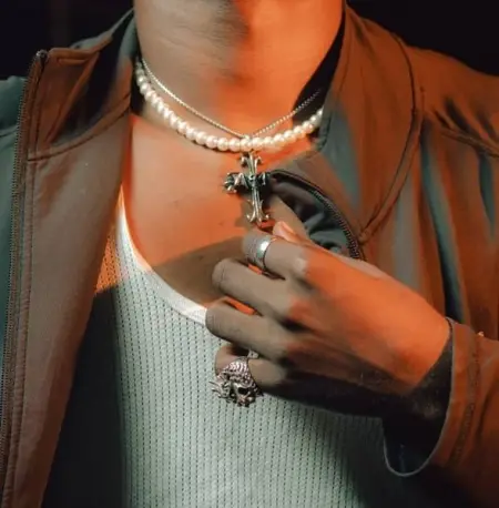 API.WHATSAPP.COM
Chat on Messenger
Send WhatsApp Message
 