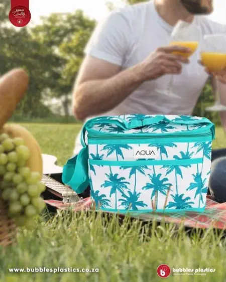 Cooler Bags - R199.00

Keep your food fresh and ready when you use a Bubbles Plas