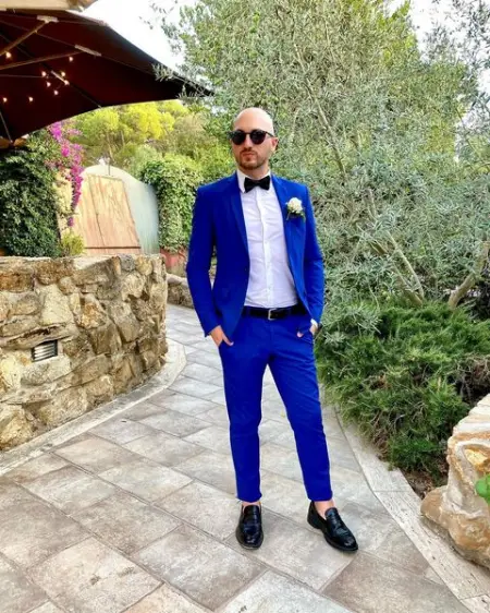 Cause darling without you,
All the shine of a thousand spotlights,
All the stars we ste