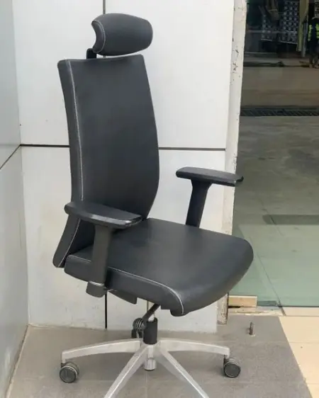 API.WHATSAPP.COM
ERGONOMIC LEATHER OFFICE CHAIR
Shop from best brands and at the best pric