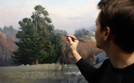 Join me in the studio to paint a stunning winter landscape.

Inspired by the su