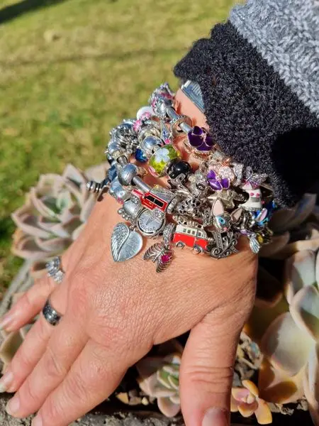 Charm-ing Jewellery Sterling Silver
Compatible Charms,Bracelets,Earrings