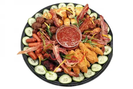 WWW.IRENEFARM.CO.ZA
Platters order now
Flatter your guests with our platters
Learn