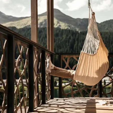 TSCHUGGENCOLLECTION.CH
Arrive, relax, feel good!
Learn More
 