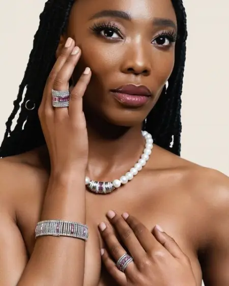 Pink Sapphire  gemstone symbology

A gentle stone radiating feminine energy, pink Sapphir