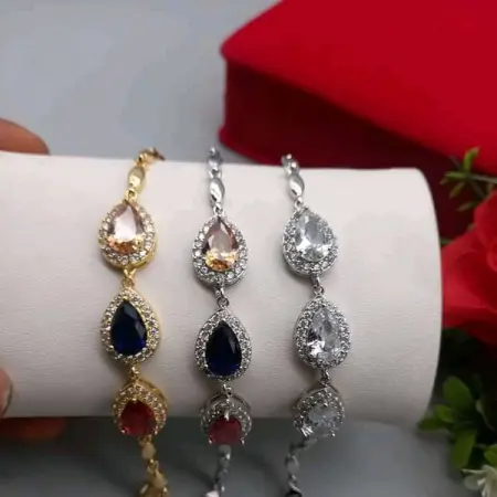 Legit jewelry store. Sales male and female Wrist watches, bracelets, Earrin