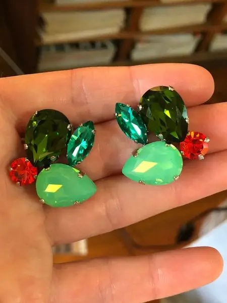 GILLHAYHOE.COM
Shop Now
 