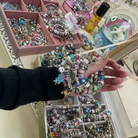 Organized but oh so Fabulous Chaos.....
Be Fabulous Jewellery
Shop now