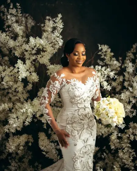 Our YemiShoyemiBride gives a highlight of beauty and grace in her custom made Mik