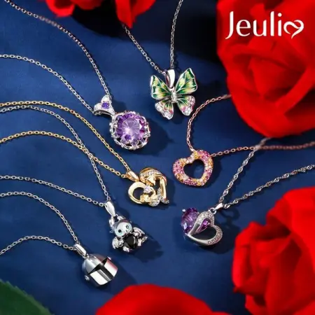 Necklaces are the perfect eye-catching accessories to show off your individual style.