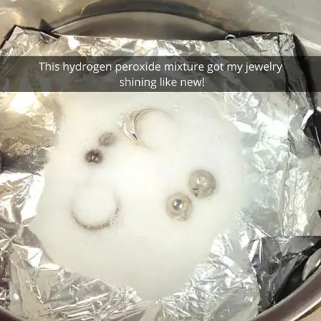 Time to bust out that bottle of hydrogen peroxide from the medicine cabinet! Put it t