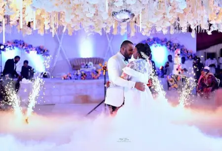 Onome  Chijioke
ocloveaffair22

 tobisams_photography

Decoration magnifico_events