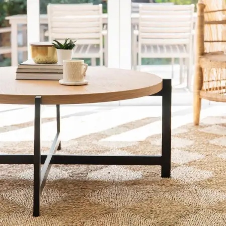 API.WHATSAPP.COM
Coffee Table
Send WhatsApp Message
 