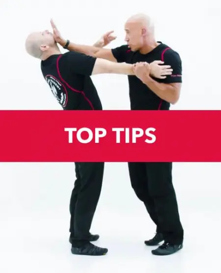 SELF DEFENCE TIPS STAYING SAFE IN PUBLIC.

The weekend is here. Some easy tips to 