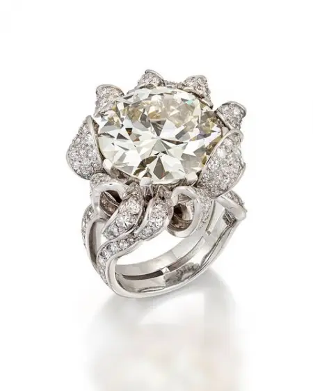 Auction Alert - Bonhams London Jewels Id like to draw your attention to a piece