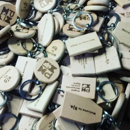 INSTAGRAM.COM
You know what can travel to places you havent been? An engraved key 