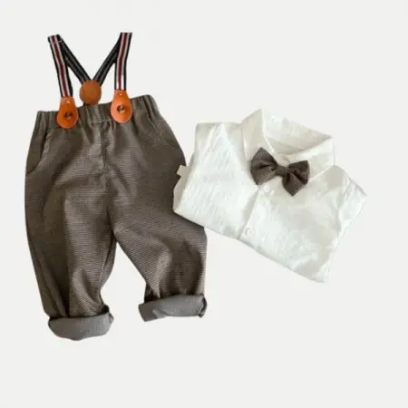 MOMORII.COM
Boy Suspender and Bowtie Outfit
This outfit is a wonderful idea for your littl