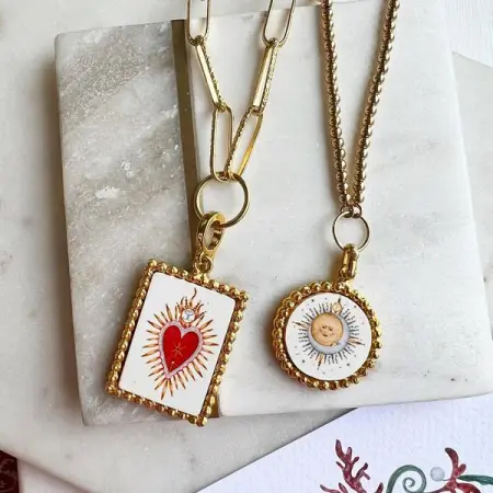 SORUJEWELLERY.COM
Exclusive Illustrated Charms
Handmade in Italy
Learn More
Handmade in It