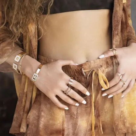 INSTAGRAM.COM
Kara.S
Learn More
 