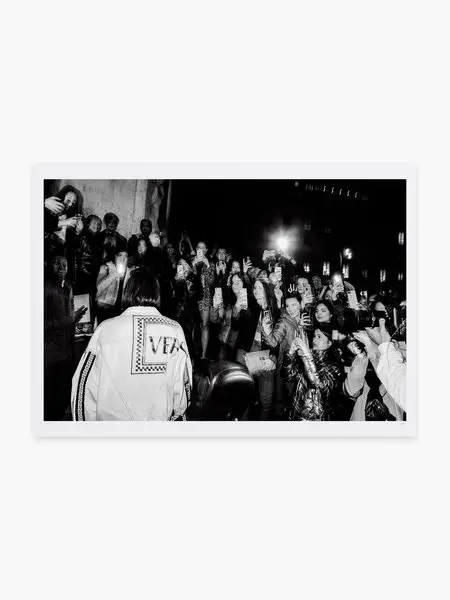 You left something behind at Mankovsky.art!

The artworks we curate are exclus