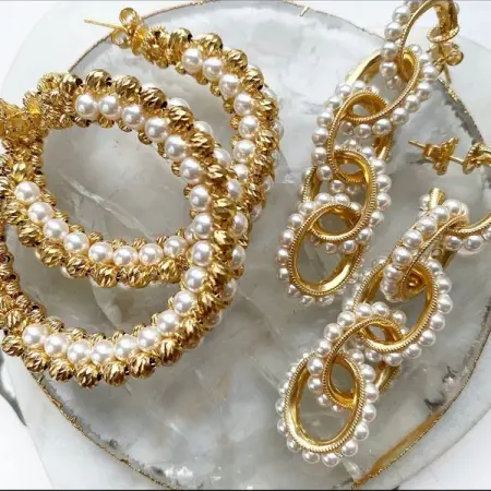 SORUJEWELLERY.COM
Best Sellers
handmade, sustainable jewellery
Learn More
handmade, sustai