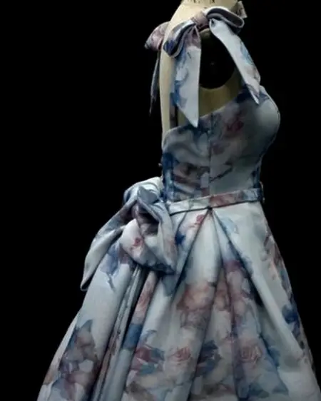 So excited to give you a sneak peek of our new Peyton dress in Vintage
debuting in Ne