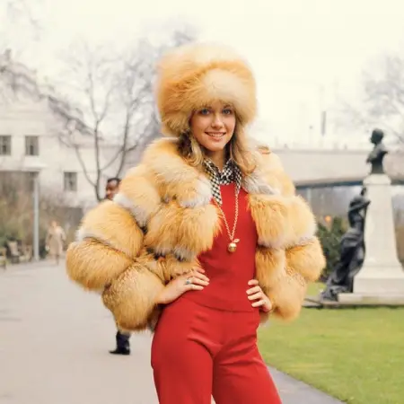 In the 1970s, embracing ones individuality was cool, and this was reflected in the fashi