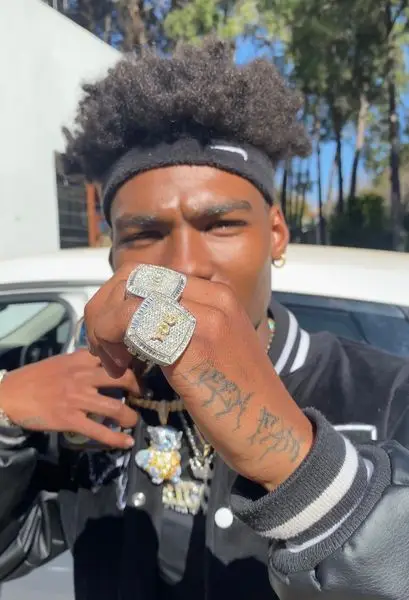  Get 10 OFF your first order!
Sign up and join the LUMINARY fam and well email you a discoun