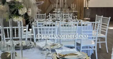 Ben je op zoek naar eenEvent planner, decoratie, tafels en stoelen dan ben je bij o