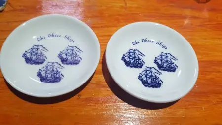 API.WHATSAPP.COM
Three ships butter dishes x 2
Send WhatsApp Message
 