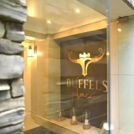 BUFFELSPLACE.CO.ZA
Step into Luxury
Learn More
 