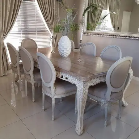 WOODANDMALLET.CO.ZA
Dining Tables  Chairs
Our quality is unbeatable, as well as our pri