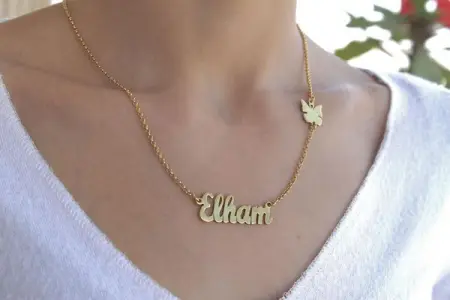 Wearing a very simple jewelry makes you uniqueCustomize your name now 