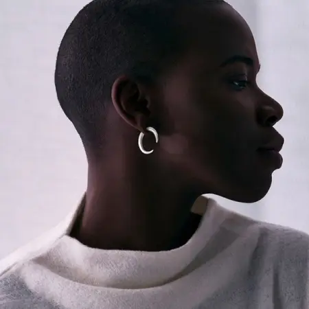 SHAUNLEANE.COM
Talon Hoop Earrings
Shop Now
 