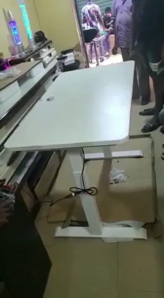 API.WHATSAPP.COM
4 FEET ADJUSTABLE OFFICE TABLE
Shop from best brands and 