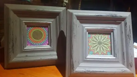 API.WHATSAPP.COM
Frames neon coloured pictures x 2, heavy frames 25 x 25cm
Send