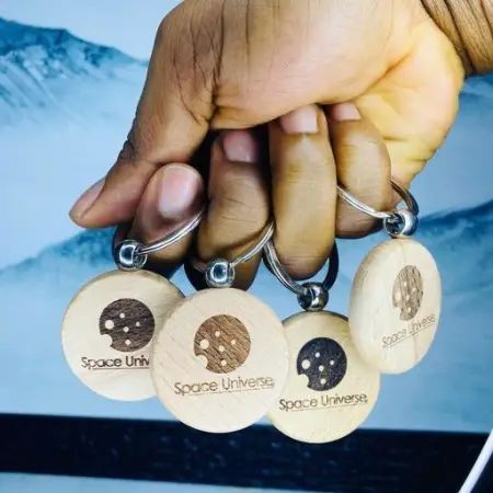 INSTAGRAM.COM
Engraved key holders helps to keep your brand memories alive!