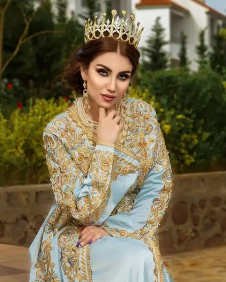   
____________________
Work for ziana_fatima

Makeup ziana_fatima
Model