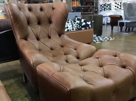 We are suppliers of genuine leather furniture and handbags,game and nguni skins.

Email pie