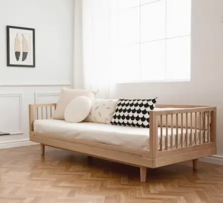 Cant fit a sofa and a bed in the same room? With this Classic Day bed you can have the best 