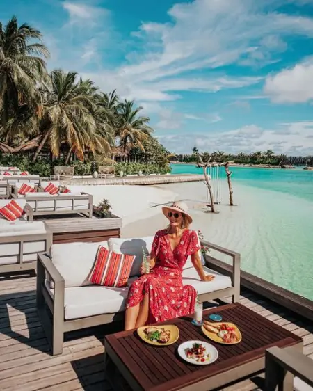 BIT.LY
Relish Your Taste Buds
Full Board Exclusive Deal
Book Now
Full Board