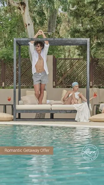 Enjoy an idyllic romantic getaway! Book  enjoy free use of our luxurious Spa facilitie